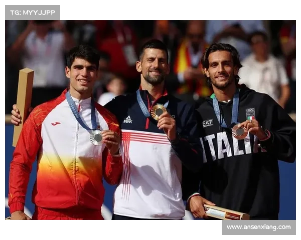 ATP世界巡回赛各项赛事奖杯的辉煌历史独特设计与冠军荣耀传奇探索